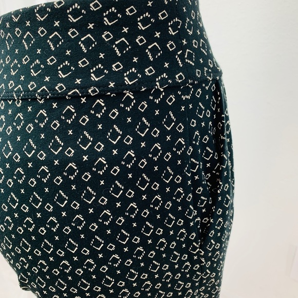 J. Jill / Black White Pleated Cropped - Picture 5 of 8